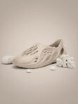 Aqualite Comfort, Anti-Skid Men Clogs(Beige ,)