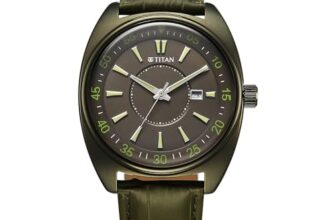 Titan Tonneau Analog with Date and Green Dial Green Leather Strap Watch for Men – 90211QL01