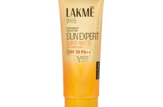 Lakmē Sun Expert SPF 30 PA++ Ultra Matte Lotion Sunscreen with Niacinamide | Helps reduce pigmentation | Non-sticky | For All Skin Types, For UVA/B Protection,No White Cast 50ml