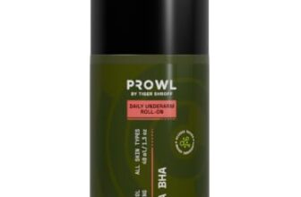 PROWL by Tiger Shroff Underarm Rollon For Man with 6% AHA BHA (Salicylic & Mandelic Acid) | Whitening Dark Under arm | All Day Odour Control | Men Antiperspirant Roll on | Non-Sticky Underarms | 40ml