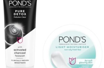 POND’S Pure Detox Face Wash 200 g, Daily Exfoliating & Brightening Cleanser, Deep Cleans Oily Skin – With Activated Charcoal for Fresh, Glowing Skin & POND’S Light Face Moisturizer 200 ml