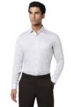 Van Heusen Men Cotton Slim Fit Shirt (VHSFFSLBO98383_White, 44